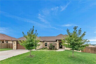 113 Katie Hill Path in Jarrell, TX - Building Photo - Building Photo