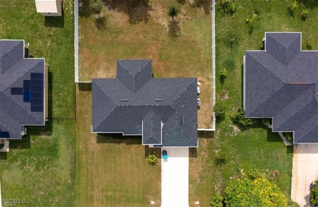 1317 NE 4th Pl in Cape Coral, FL - Building Photo - Building Photo