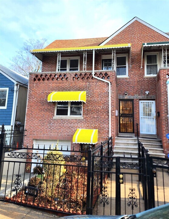 3938 Amundson Ave in Bronx, NY - Building Photo