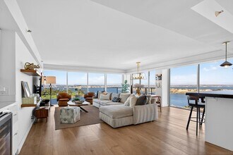 1810 Avenida Del Mundo, Unit 1503 in Coronado, CA - Building Photo - Building Photo