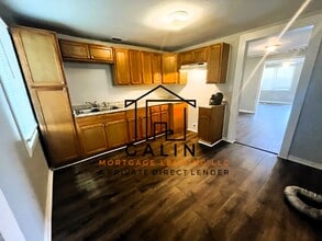 1330 Golden St in Savannah, GA - Building Photo - Building Photo