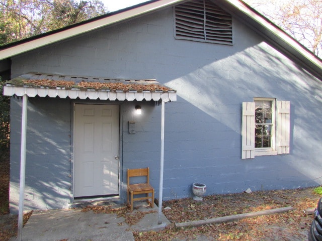 property at 28 Burgess Ct