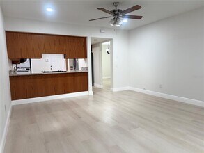 22017 Bass Pl in Land O Lakes, FL - Building Photo - Building Photo