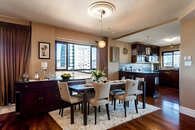 1337 10th Av W in Vancouver, BC - Building Photo - Building Photo