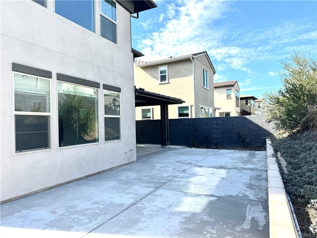 281 Autumn Wy in Mission Viejo, CA - Building Photo - Building Photo