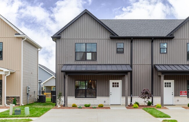 3505 Arbor Crossing Way in Jeffersonville, IN - Building Photo - Building Photo