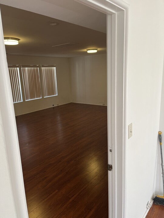 1111 Washington Ave, Unit 303 in Santa Monica, CA - Foto de edificio