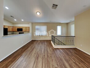 5617 S 21st Pl in Phoenix, AZ - Foto de edificio - Building Photo