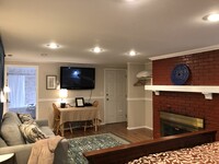 804 E Edison Ave, Unit Short Term Suite photo'