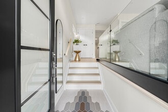 527 Broadhead Av in Ottawa, ON - Building Photo - Building Photo