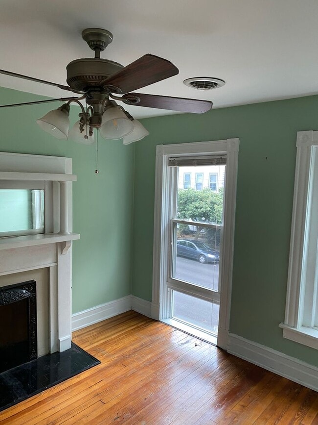2103 W Cary St in Richmond, VA - Building Photo - Building Photo