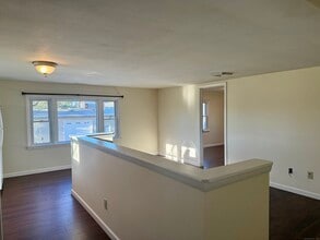 100 Lebanon Ave in Colchester, CT - Building Photo - Building Photo