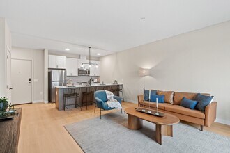 Oberon in St. Paul, MN - Building Photo - Building Photo