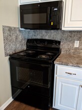 624 Arnett Blvd-Unit -9A in Danville, VA - Building Photo - Building Photo