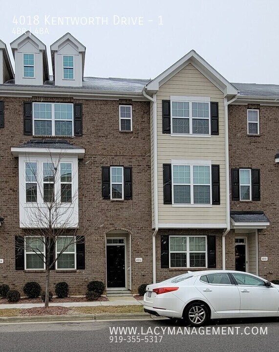 4018 Kentworth Dr in Holly Springs, NC - Building Photo
