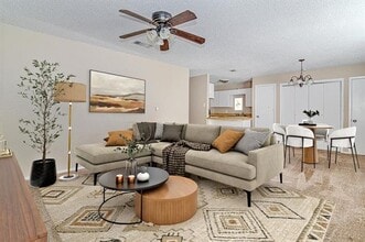 101 Cedar Crest St in Joshua, TX - Building Photo - Building Photo