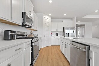 225 John Clift Cir in Madison, AL - Building Photo - Building Photo