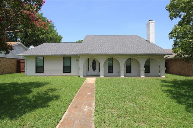 property at 2805 Meadow Park Dr