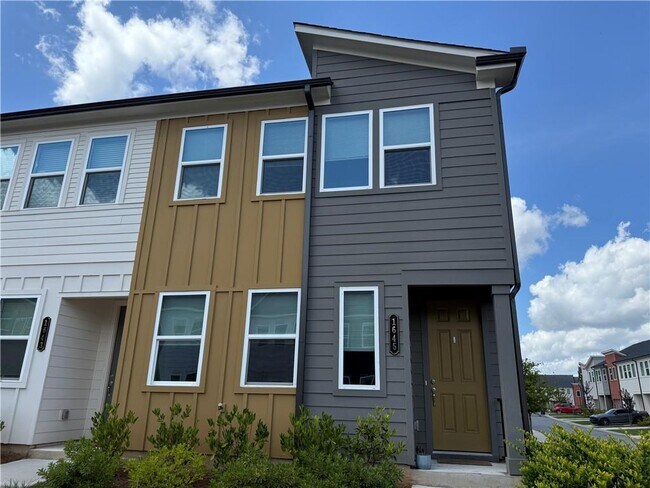 property at 1645 Aeslin Dr NW