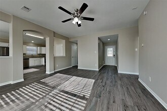 16883 Bob White in Conroe, TX - Building Photo - Building Photo