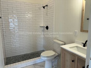 215 Main St in Barnesville, GA - Building Photo - Building Photo