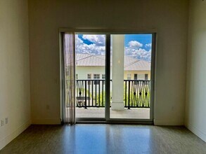 225 S Latitude Cir in Delray Beach, FL - Building Photo - Building Photo