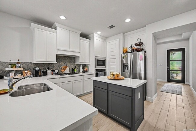 property at 14422 Hondo Knot