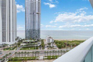 100 Bayview Dr, Unit 2014 in Sunny Isles Beach, FL - Building Photo