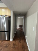 11001 SW 180th St in Miami, FL - Foto de edificio - Building Photo