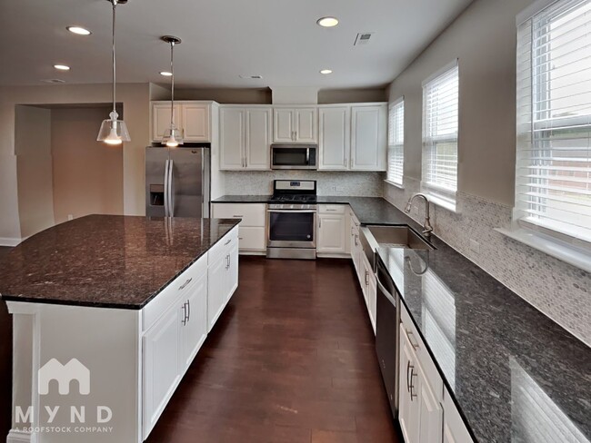 2543 Statesville Ave in Charlotte, NC - Building Photo - Building Photo