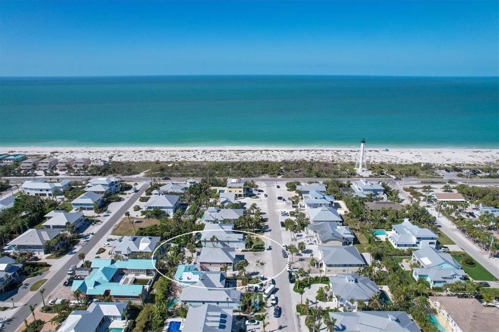 240 Seabreeze Ct in Boca Grande, FL - Foto de edificio