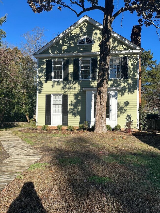 503 Newport Ave in Williamsburg, VA - Building Photo - Building Photo