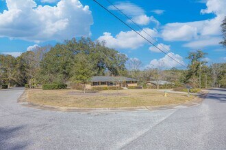202 Confederate Dr N in Spanish Fort, AL - Building Photo - Building Photo