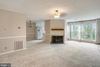 12103 Greenway Ct in Fairfax, VA - Building Photo - Building Photo