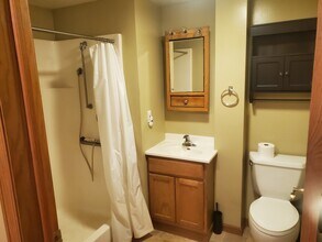 506 N Kilbourn Ave in Tomah, WI - Foto de edificio - Building Photo