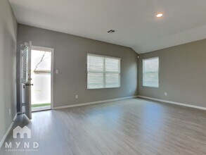 4411 Revetment Way in San Antonio, TX - Building Photo - Building Photo