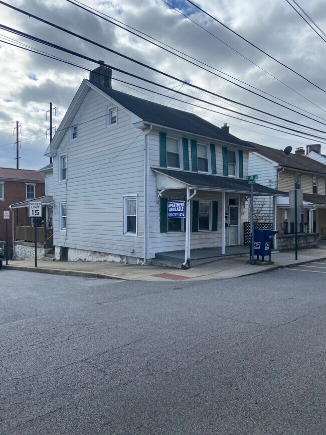 326 Main St Rentals in Parkesburg, PA