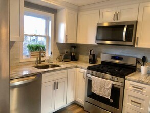 237 Stadley Rough Rd in Danbury, CT - Building Photo - Building Photo