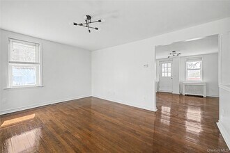 241 N Main St in Monroe, NY - Building Photo - Building Photo