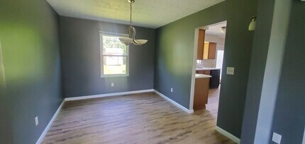 6518 Burkwood Dr in Clayton, OH - Building Photo - Building Photo