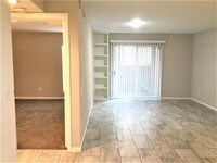 1860 White Oak Dr photo'