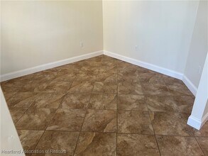 6200 Pebble Ln in Sebring, FL - Foto de edificio - Building Photo