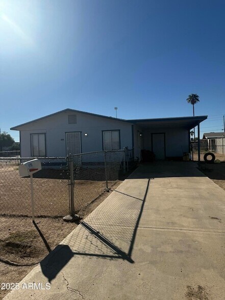 501 W 14th St in Eloy, AZ - Building Photo