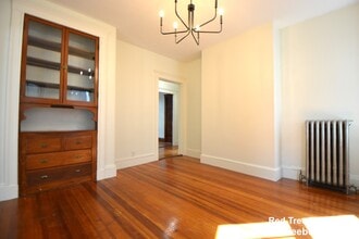 82 Montebello Rd, Unit 1 in Boston, MA - Building Photo - Building Photo