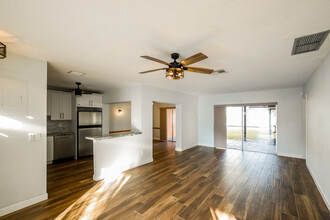 9198 SW 5th St in Boca Raton, FL - Building Photo - Building Photo