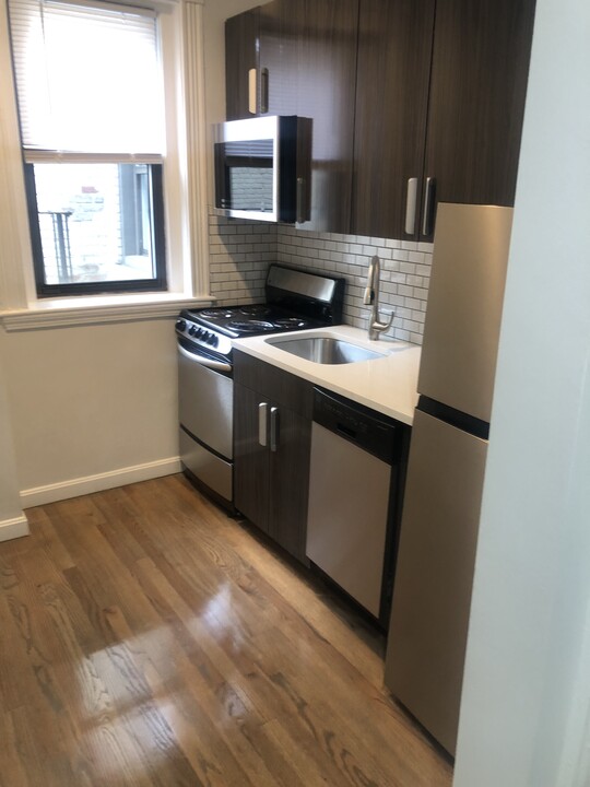 24 Peterborough St in Boston, MA - Building Photo