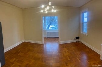 14 E 236th St in Bronx, NY - Building Photo - Building Photo