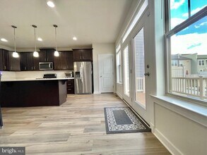 8608 Shady Pines Dr in Frederick, MD - Building Photo - Building Photo