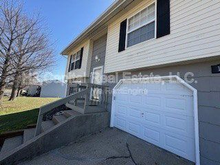 1400 30th St in Highland, IL - Building Photo - Building Photo