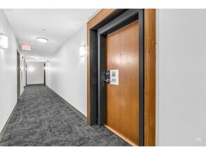 15988-15926 109 in Surrey, BC - Building Photo - Building Photo